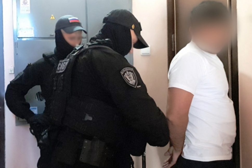Сотрудники СОБР Росгвардии провели операцию по задержания подозреваемого в контрабанде